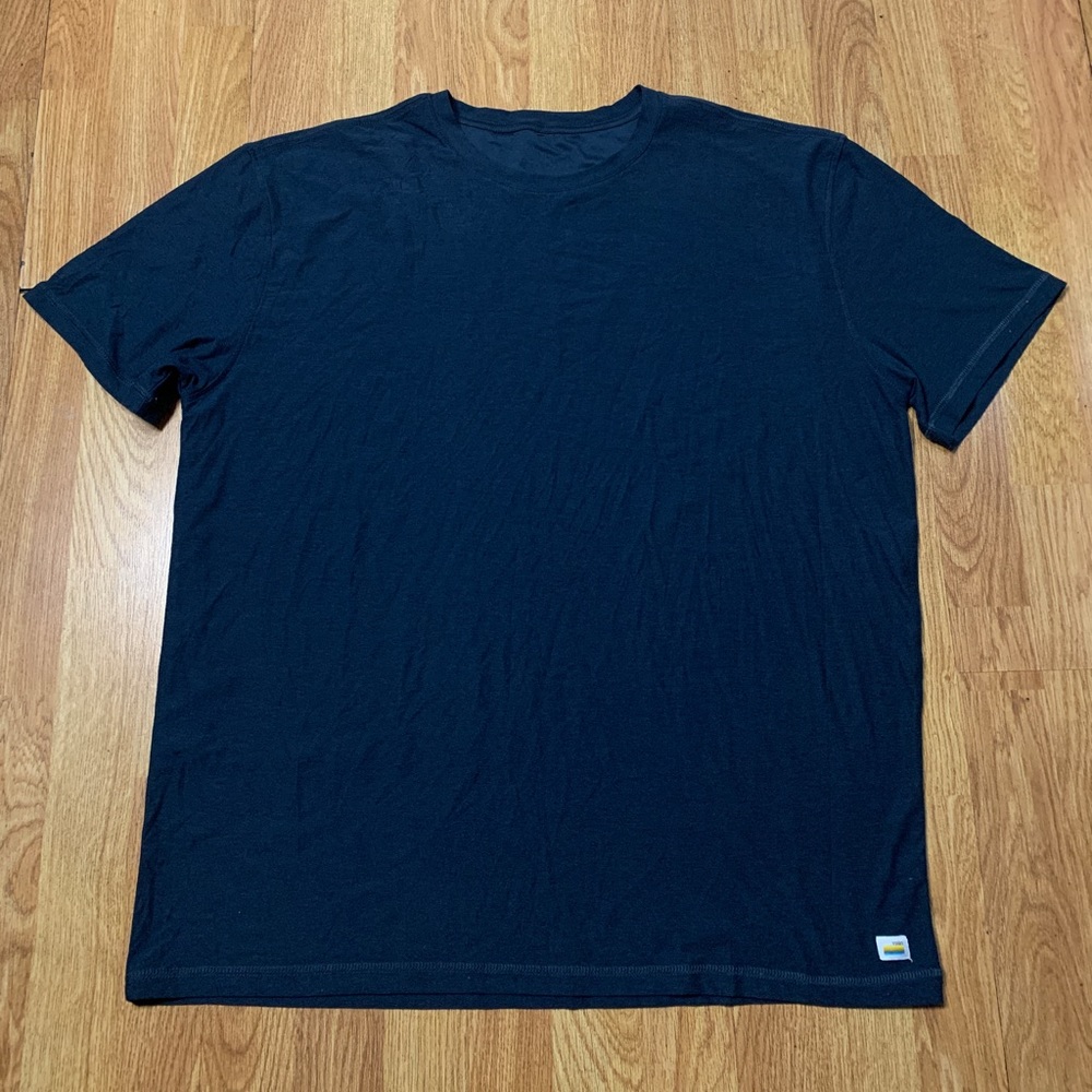 Vuori Strato Tech Tee Shirt Mens Size 2XL Blue Soft Comfort Lounge